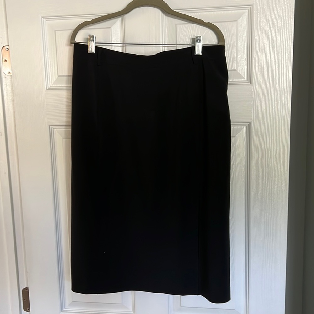 Black elie Tahari Pencil skirt